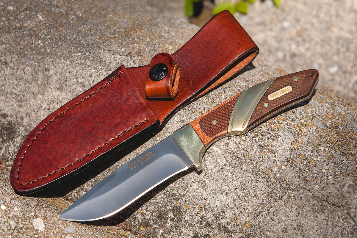 The Schrade Old Timer Capybara shown with Sheath. 